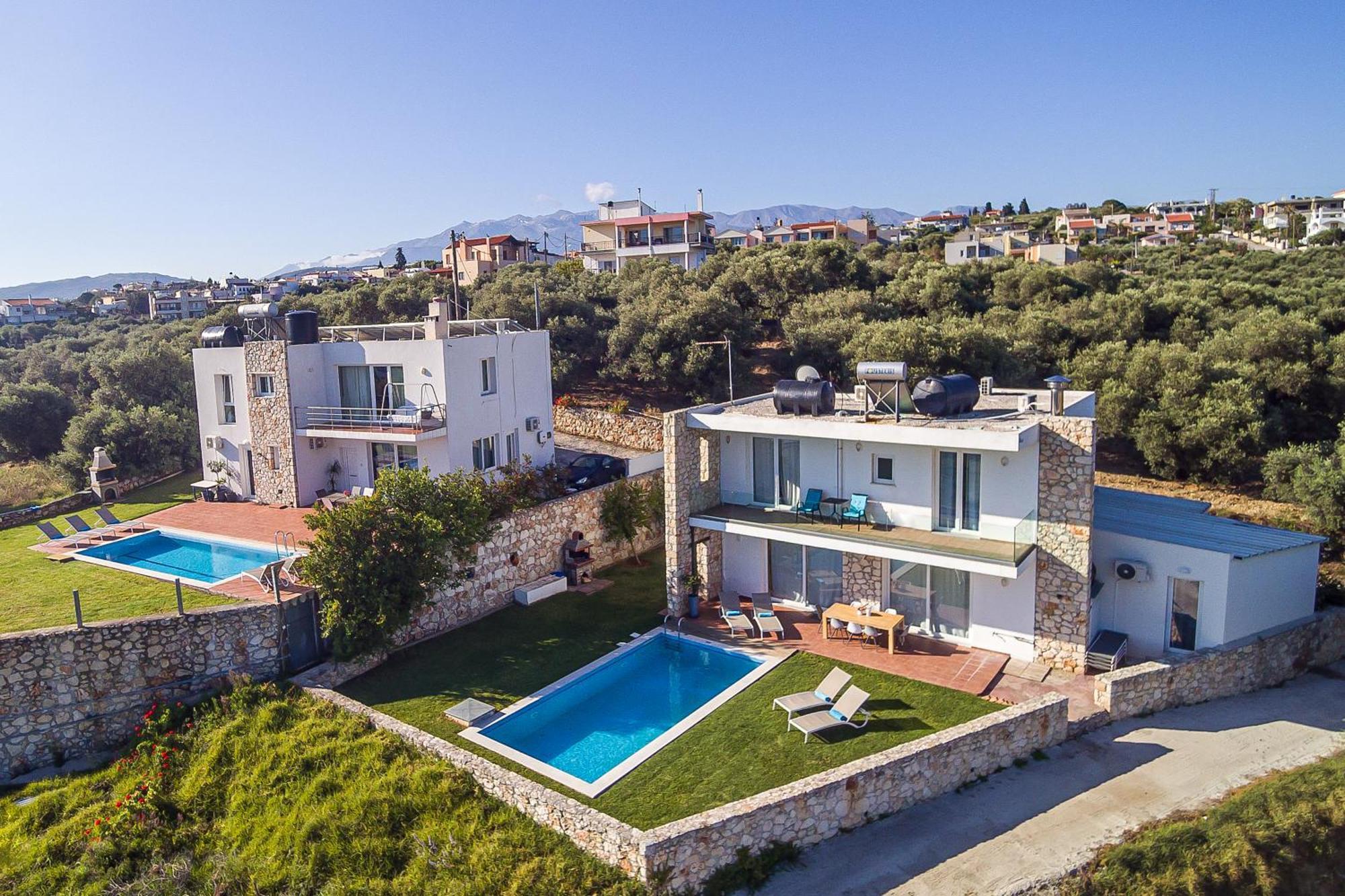 Villa Penelope Galatás Exterior photo