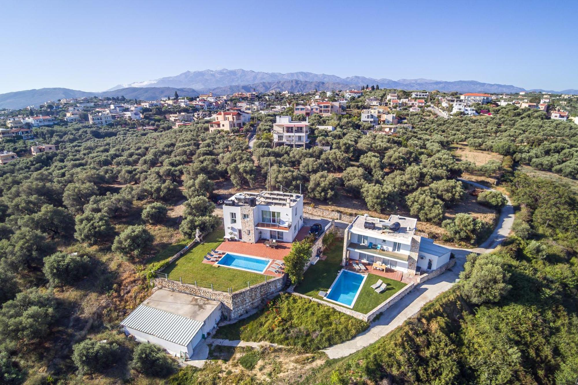 Villa Penelope Galatás Exterior photo